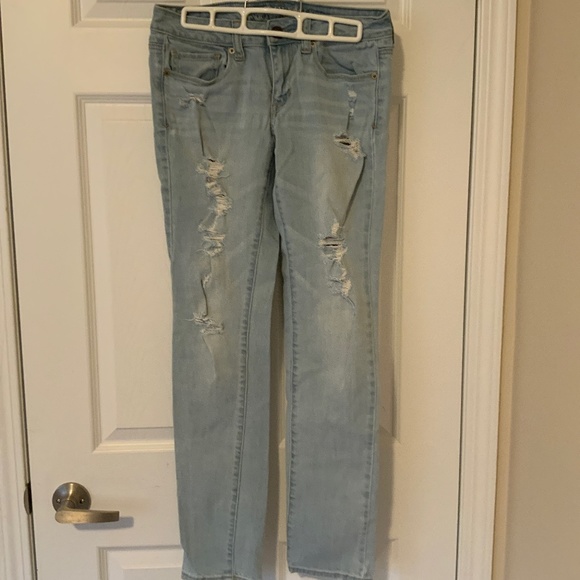 American eagle ripped jeans - Picture 1 of 3